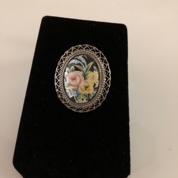 Picture Perfect Flower Brooch - Picture 1 of 3